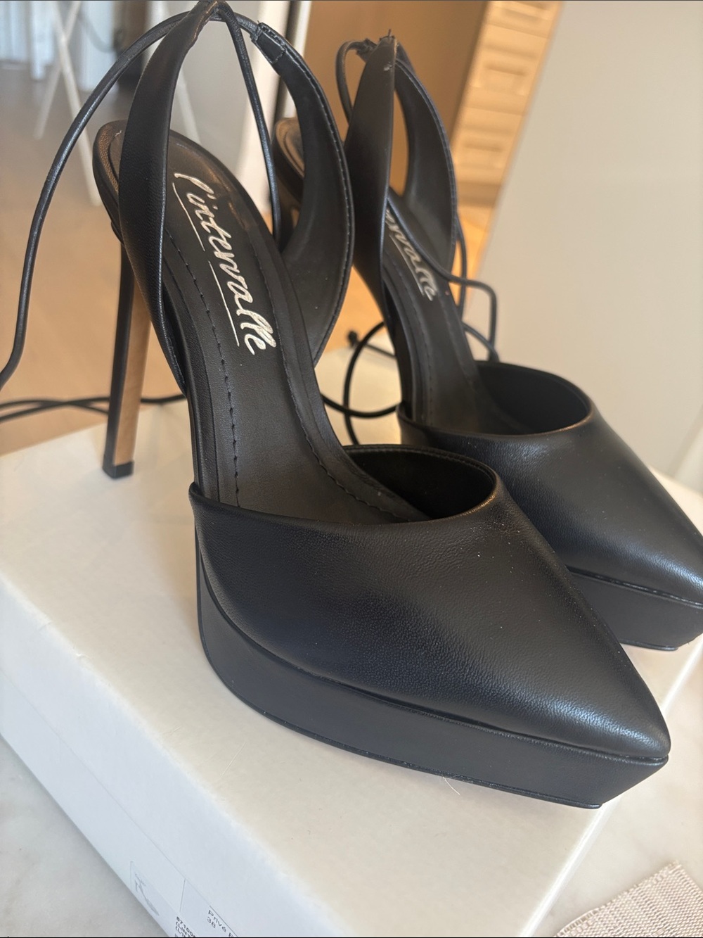 L'INTERVALLE Black Pointed Lace-Up Platform Stilettos